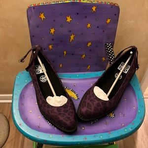 Funky, fun, FABULOUS pointy-toed creepers! 💕